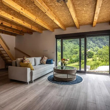 Zora - Moje Mjesto 4*