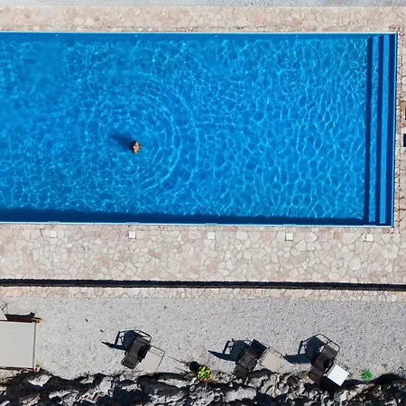 Zora - Moje Mjesto Resort Konjic
