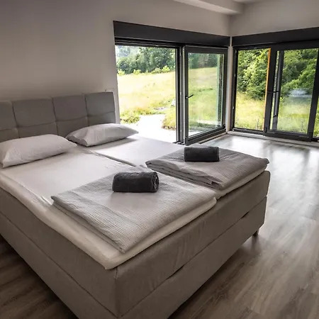 Zora - Moje Mjesto 4* Konjic