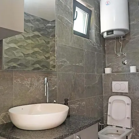 Zora - Moje Mjesto 4* Konjic