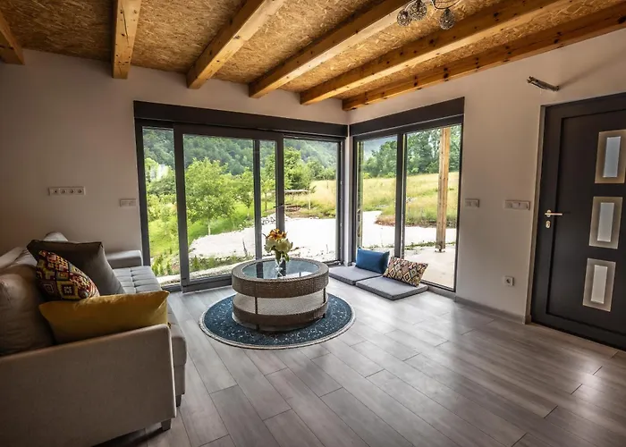 Zora - Moje Mjesto 4* Konjic